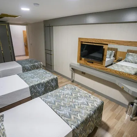 Hotel Lion Kizilay 4*